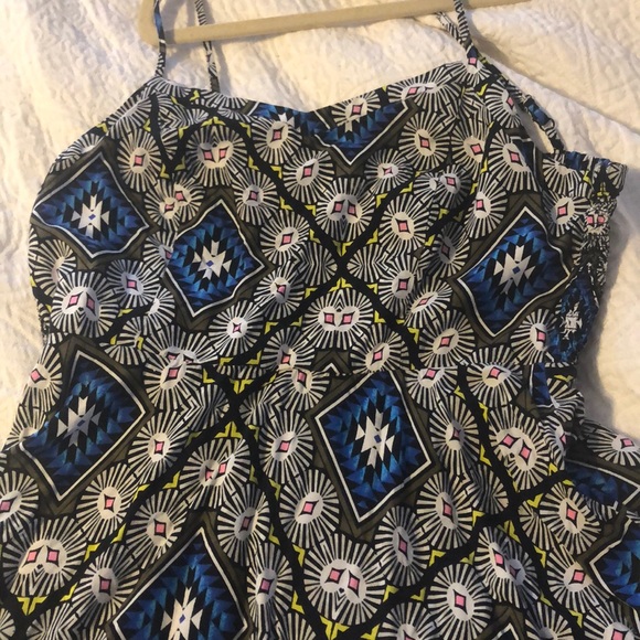 Old Navy geometric print dress - Picture 2 of 3